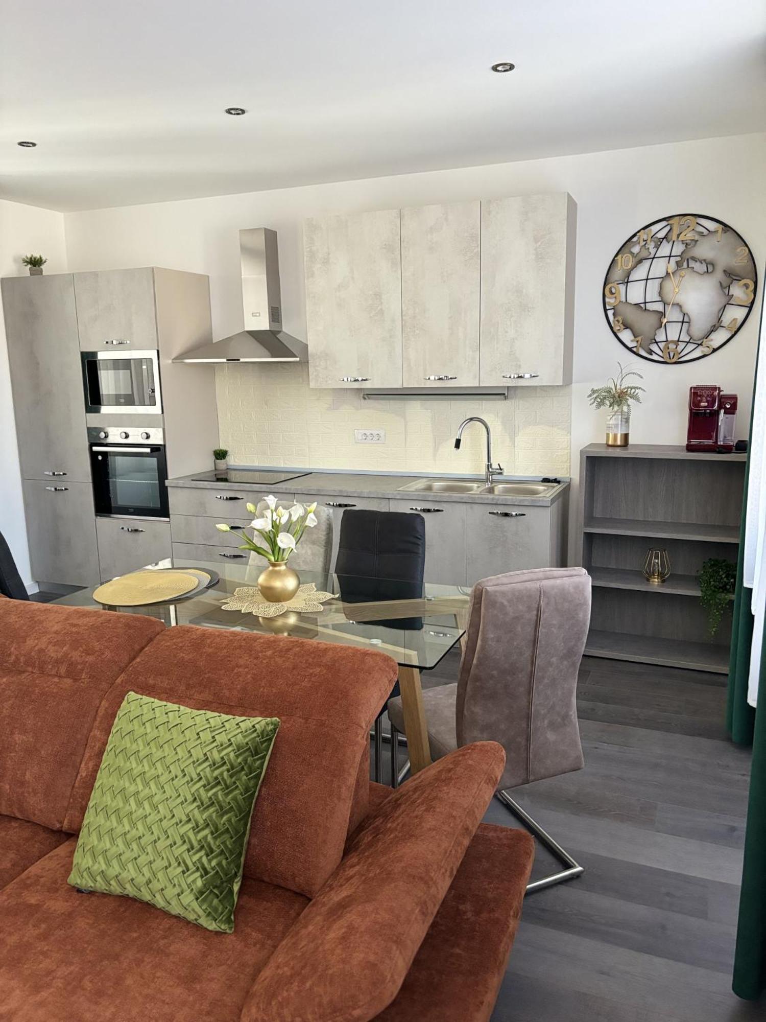 Centar 103 Apartment Šibenik Buitenkant foto